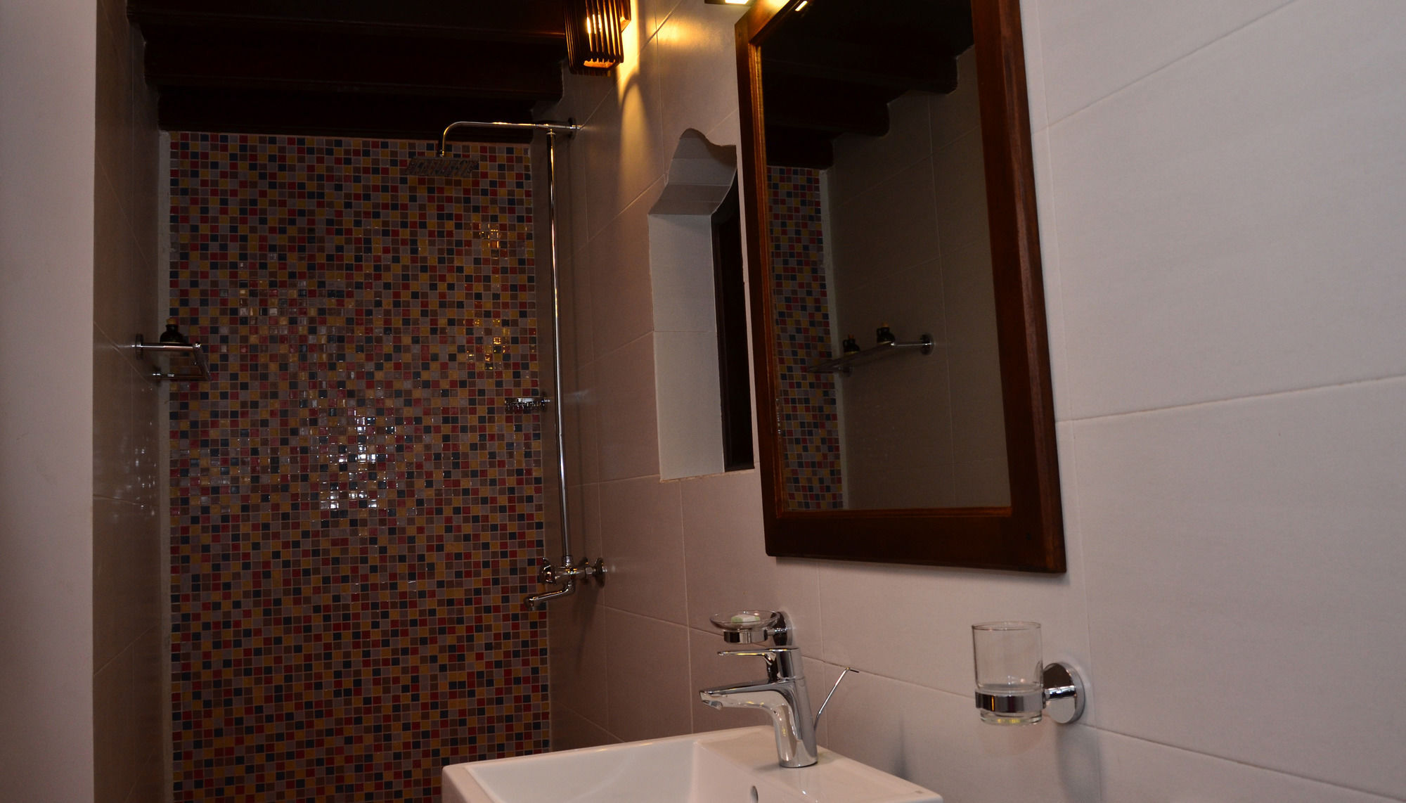 56 By Deco - Galle Fort Exterior photo